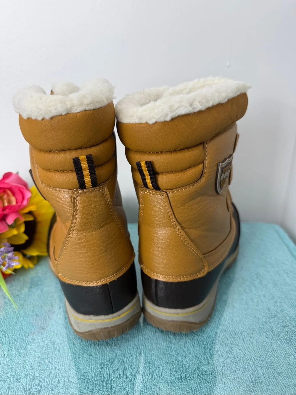 totes Kids Tan and Dark Brown Shearling-Lined Winter Boots